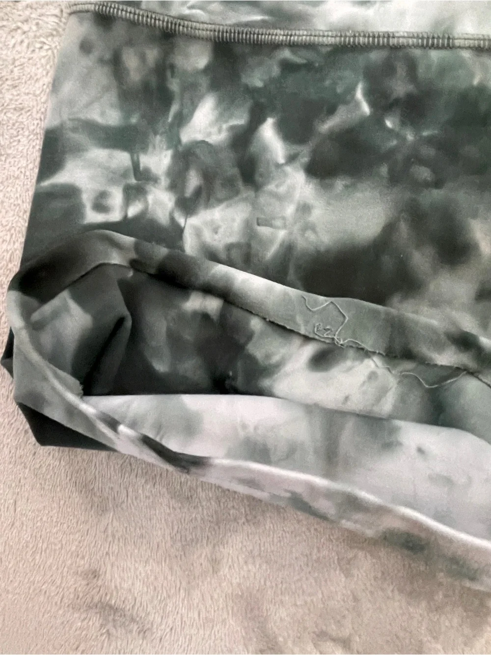 Lululemon biker shorts High-Rise Tie-Dye green activewear yoga Pilates gym 12